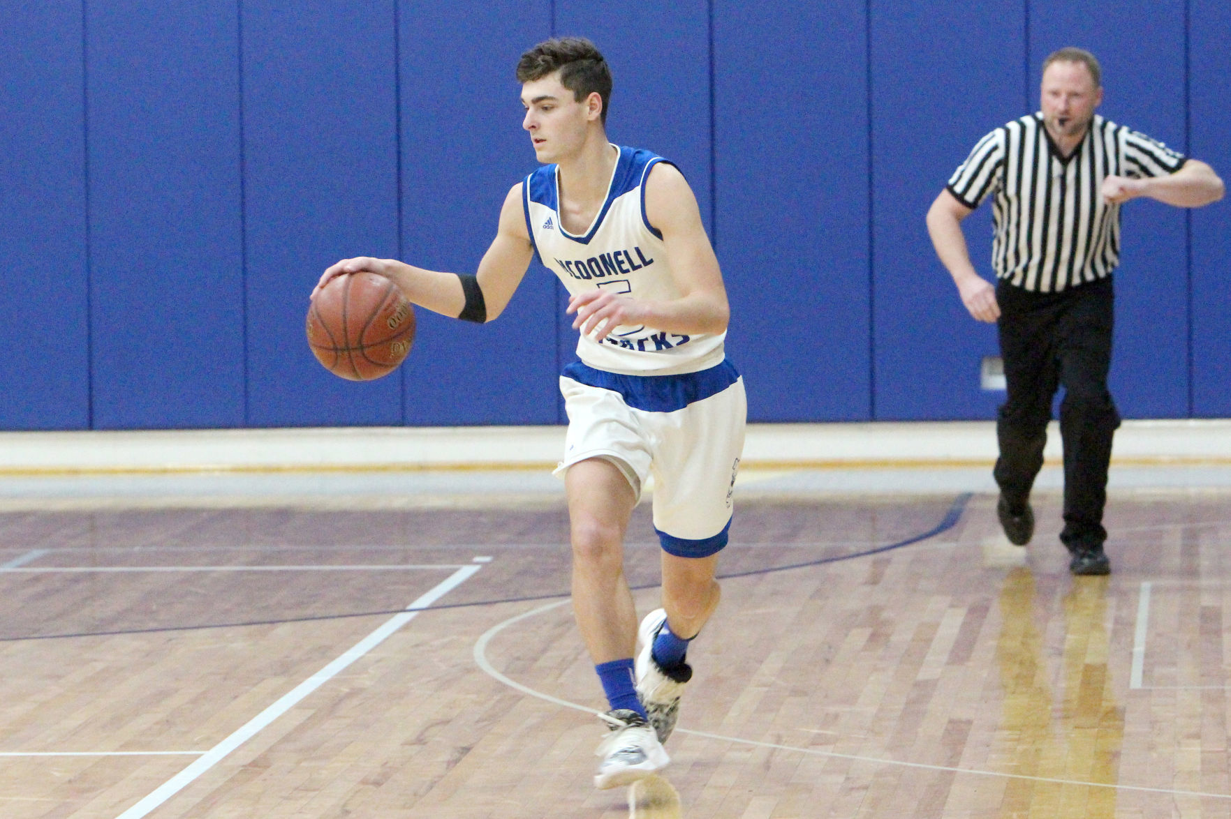 Alma Center Lincoln at McDonell boys basketball 1-18-20